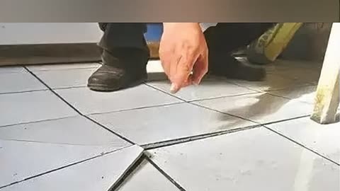 地板砖翘起来了是什么原因(地板砖翘起来了是什么原因呢) 地板砖翘起来了是什么原因(地板砖翘起来了是什么原因呢)