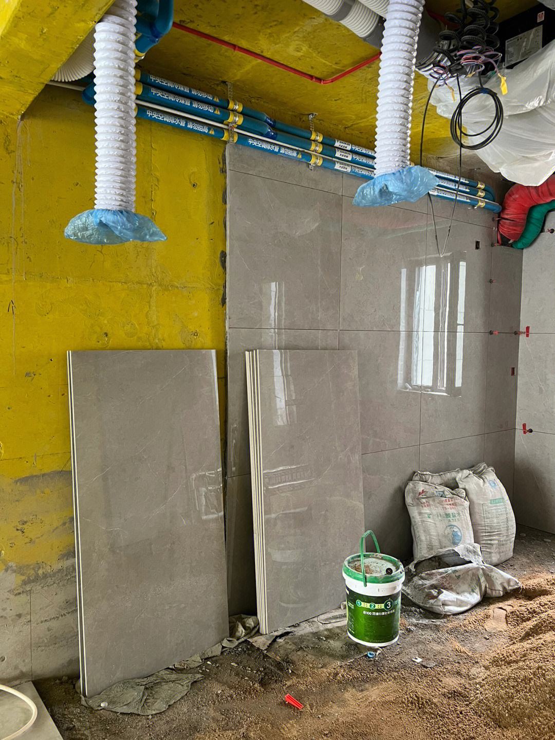 墙砖烂了怎样更换新砖(墙面砖坏了一块怎么能补进一块新的) 墙砖烂了怎样更换新砖(墙面砖坏了一块怎么能补进一块新的)